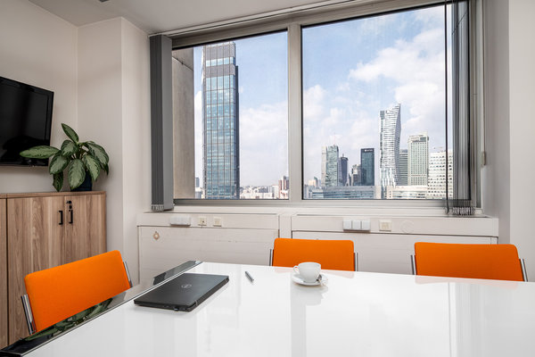 Śródmieście Chałubińskiego 8